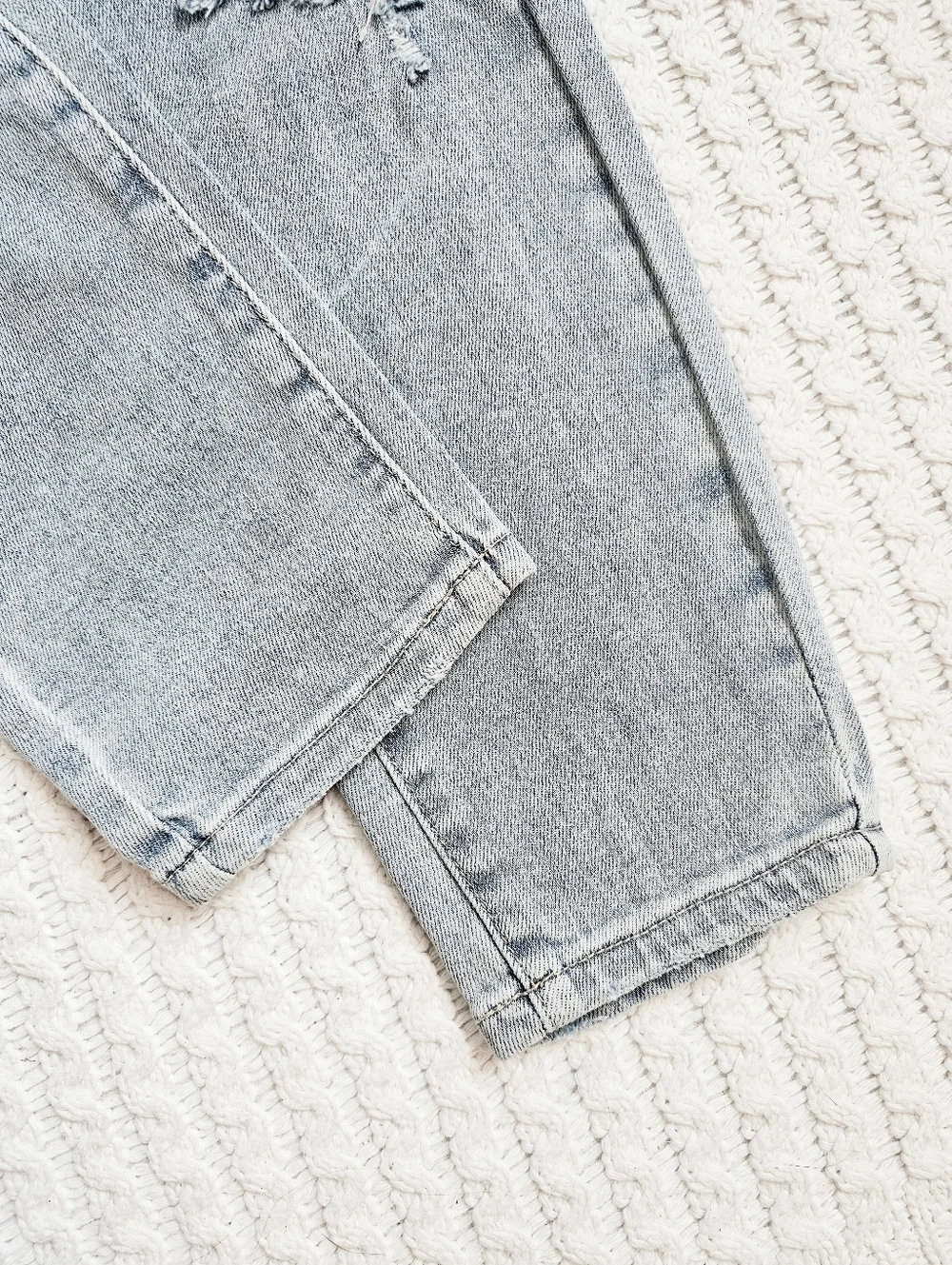 Judy Blue High Rise Tummy Control Light Wash Skinny Jeans Distressed 13/31 NEW - Picture 8 of 11
